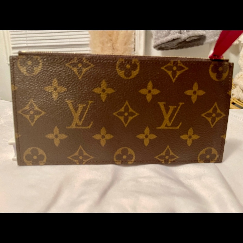 Zip Wallet came with Felicie pochette monogram crossbody!Authentic Louis Vuitton